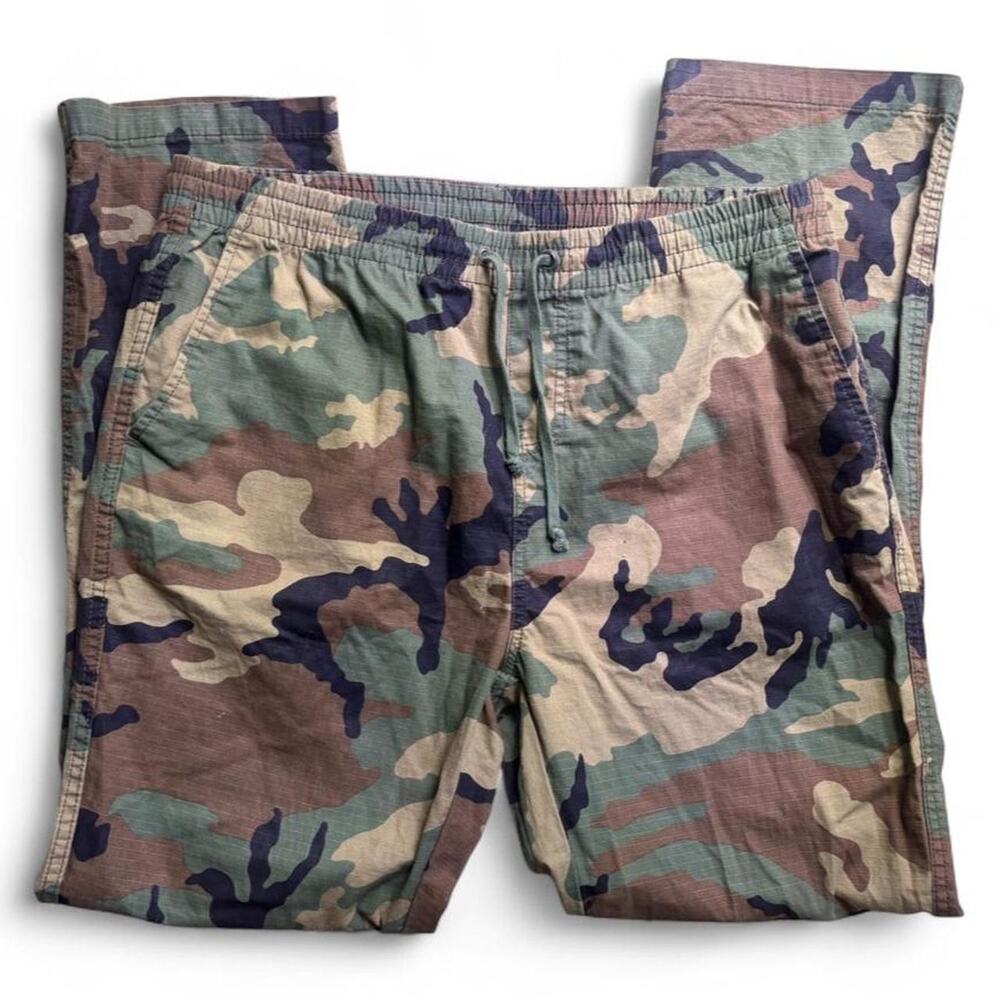 Men’s HUF camo pull-on pants in XL